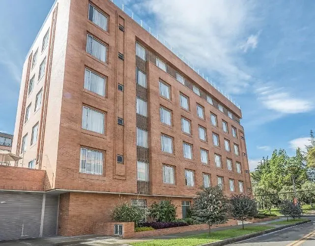 Plaza Suites Apartments
