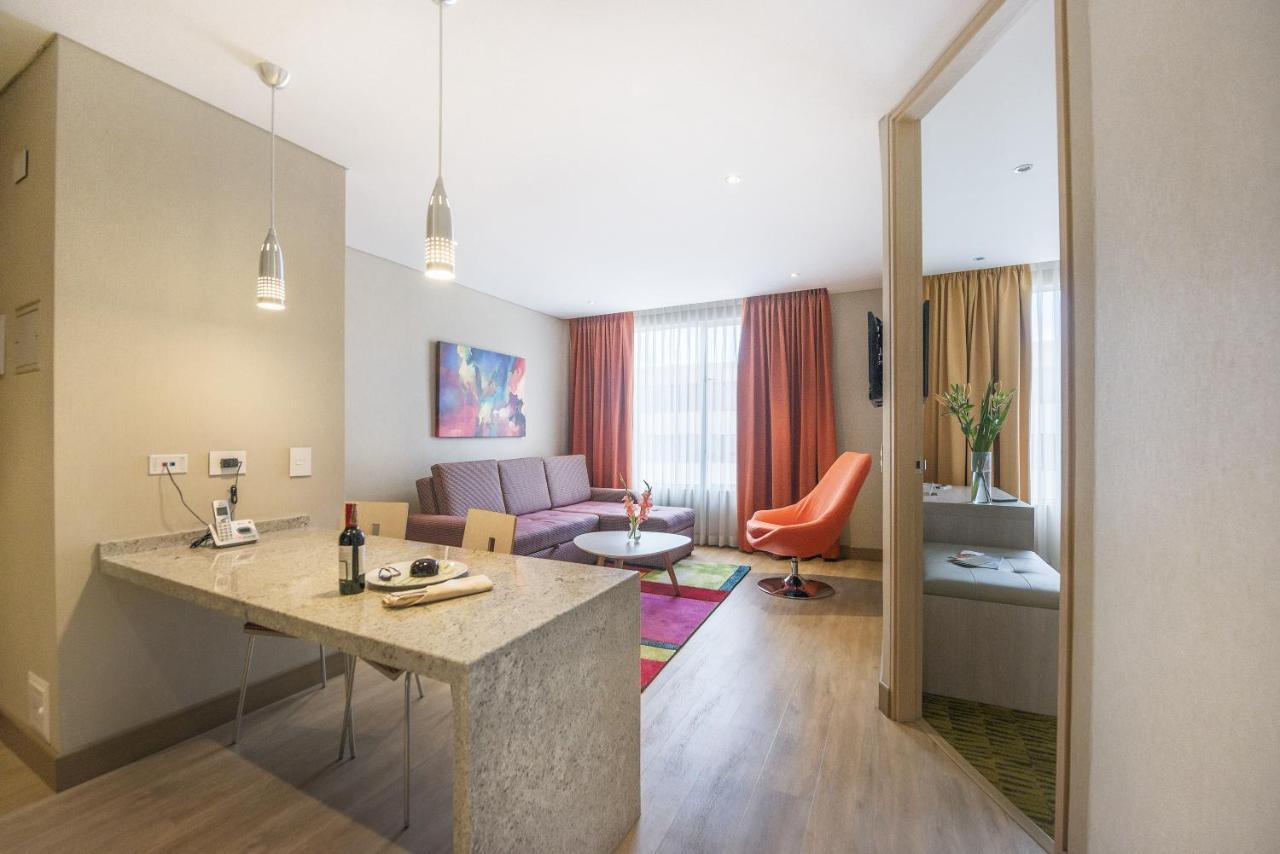 Aparthotel Plaza Bogota