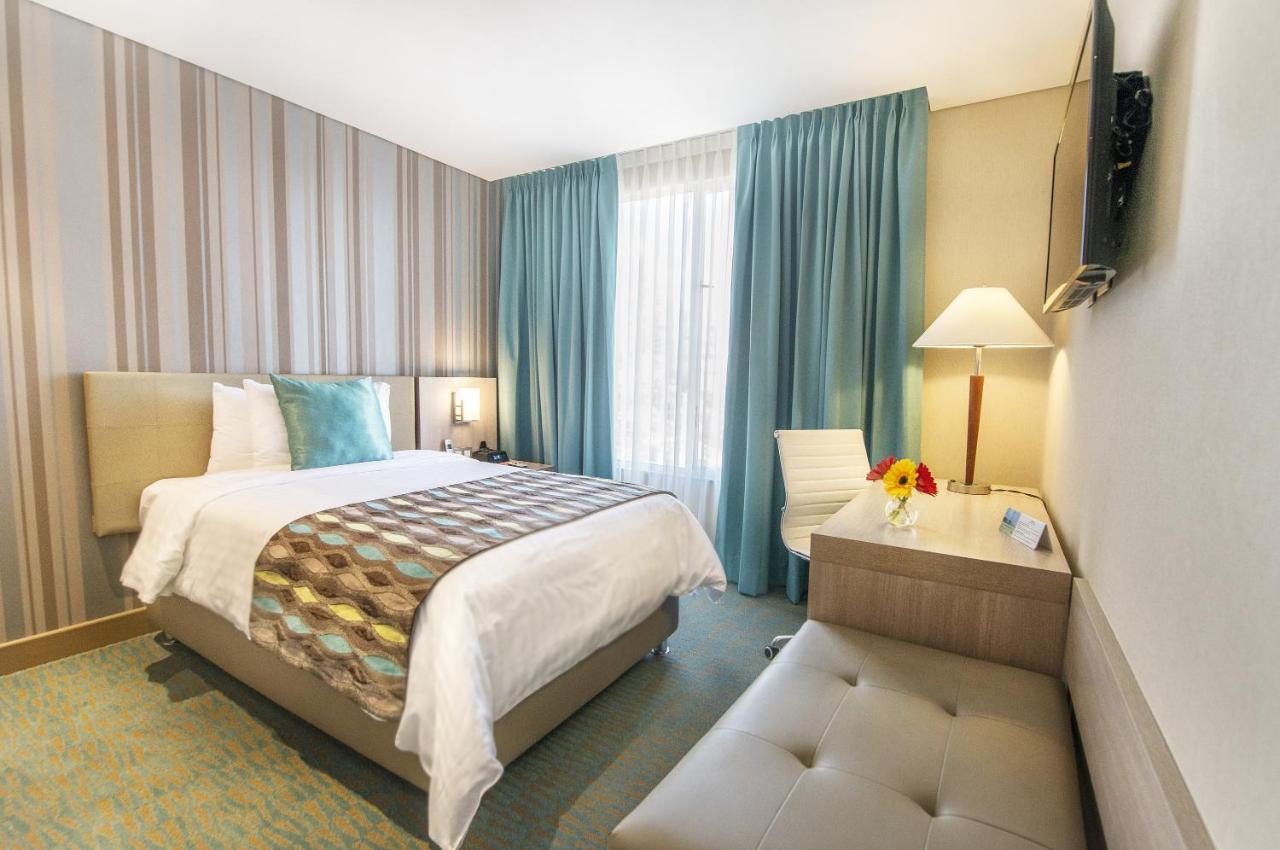 Aparthotel Plaza 3*